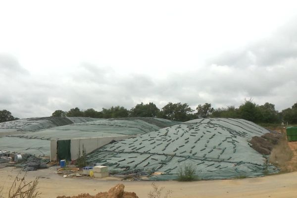 Le stockage de matières organiques du site de Peyrat de Bellac, semblable à celui d'Azat-le-Ris