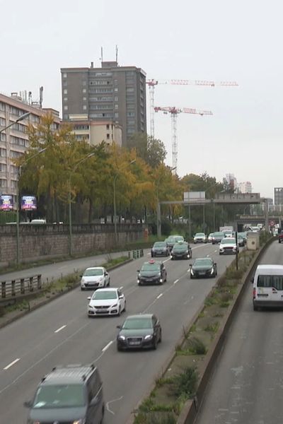 Au bord du périphérique parisien, pas de hausse des ventes immobilières d'après les spécialistes interrogés ce lundi 28 octobre.