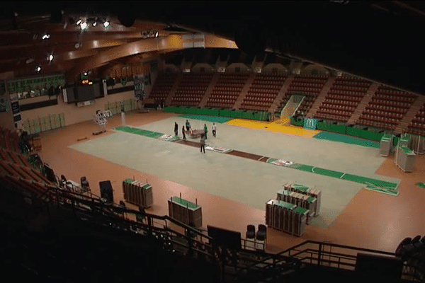 Beaublanc cède provisoirement son cher parquet pour un court !