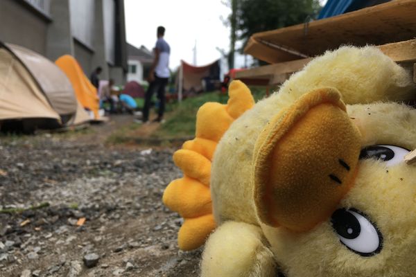 Les migrants du gymnase Jeanne Bernard à Nantes, juillet 2019