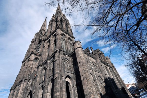 Chargé par Emmanuel Macron d’une mission sur la sauvegarde du patrimoine, Stéphane Bern a suggéré de faire payer l’entrée des cathédrales pour entretenir ces monuments.