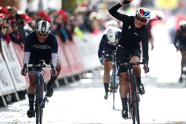 La Néerlandaise Amy Pieters (SD Worx) remporte la seconde étape du AJ Belle Women's Tour (Tour féminin de Grande-Bretagne) devant Clara Copponi (FDJ Nouvelle-Aquitaine Futuroscope) qui, elle, prend le maillot bleu de leader.