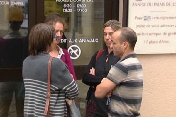 Une délégation du Gablim s'est rendue à une audience du service administratif régional de la Cour d'Appel de Limoges, 4 juillet 2012