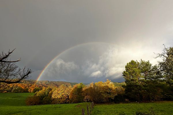 Xaintrie, sous l'arc en ciel