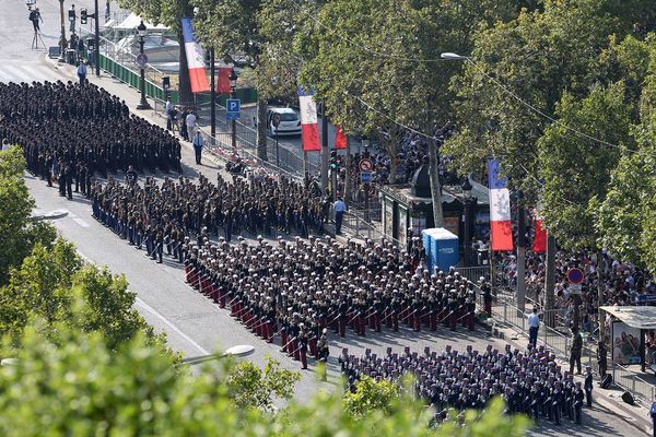 Le défilé militaire du 14 juillet sur les Champs Elysées à Paris. 