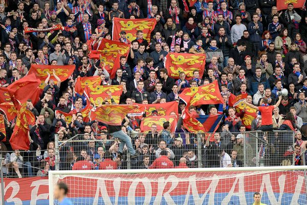 Photo d'illustration-  Tribune des supporters lors d'un Caen-Rennes, le 21 février 2016. 