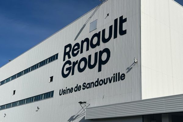 Le site de Sandouville Renault Group a été retenu pour fabriquer les FlexEvan, nouveau véhicule dernier cri de la marque. 550 embauches ont été annoncées ce vendredi 29 mars 2024.