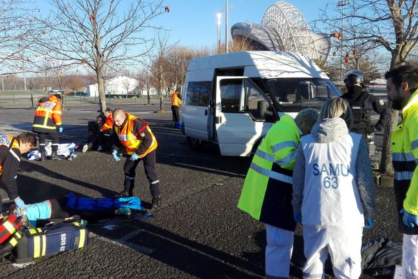 Prés de 200 personnes ont pris part à l'exercice.