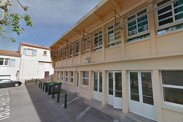 Les locaux de l'école élémentaire Albert Blanc à Ceyreste.