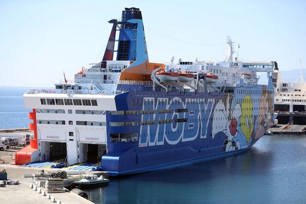 Moby Lines reliera Gênes à Porto torres en passant par Ajaccio.