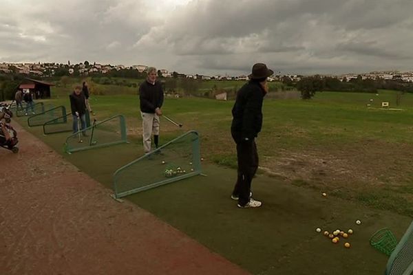 Le golf du domaine de Fontcaude a organisé une journée porte ouverte, à l'attention des personnes handicapées.