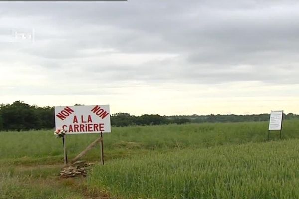 En 2008 déjà, des opposants à la carrière de Prenois se mobilisaient.