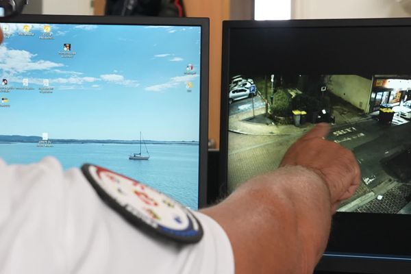 La police municipale de la ville de Méru utilise des caméras de vidéosurveillance algorithmique pour repérer les dépôts sauvages d'ordures.