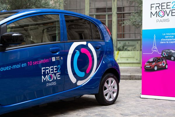 Le service d'autopartage Free2Move (PSA) se lance à Paris le 3 décembre 2018.