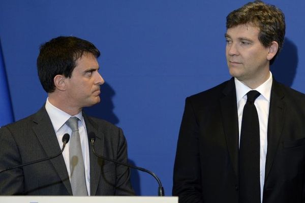 Pour Manuel Valls, Arnaud Montebourg a franchi une ligne jaune après ses critiques sur la politique du gouvernement.