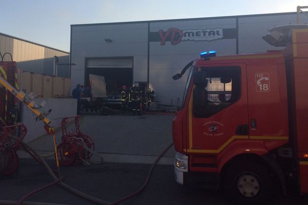 L'incendie s'est déclaré dans une ferronnerie située au rond-point d'Ortale, à Biguglia.