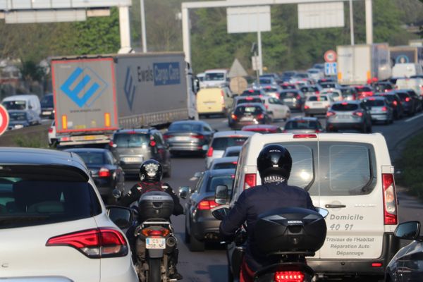 La MEL souhaite avec son dispositif, lutter contre la pollution de l'air, et les embouteillages.