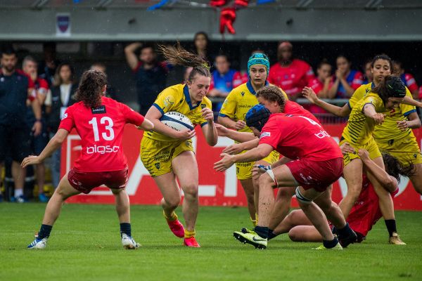 Grâce au Pass' Sport Féminin, tous les matchs des plus grandes équipes féminines de Clermont-Ferrand sont désormais accessibles de manière illimitée.