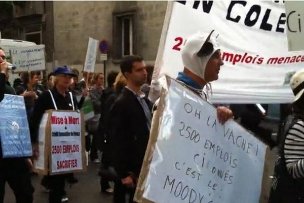 Plus de 100 salariés manifestaient à Nantes mardi