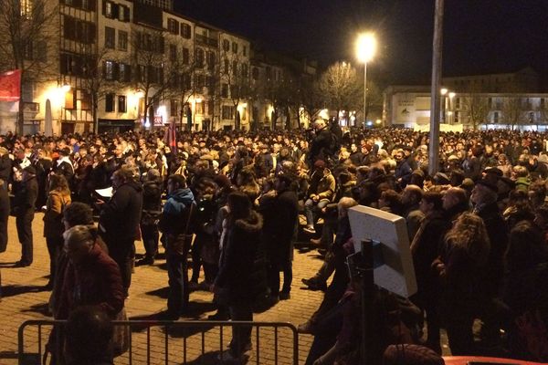 8 500 manifestants à Bayonne ce samedi 12 janvier pour le rapprochement des prisonniers basques. 