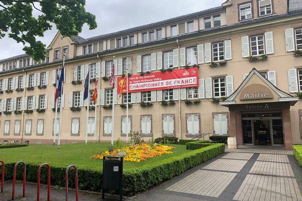 La ville de Mulhouse veut remettre sur le marché près de 250 logements vacants.