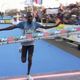 Charles Munéria arrive 1ᵉʳ du Marathon de La Rochelle 2024.