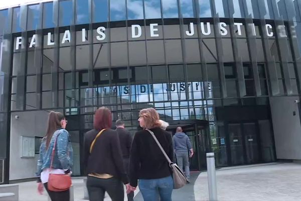 Le procès du "commando anti-ours" s'est tenu ce mardi 16 avril au palais de justice de Foix.