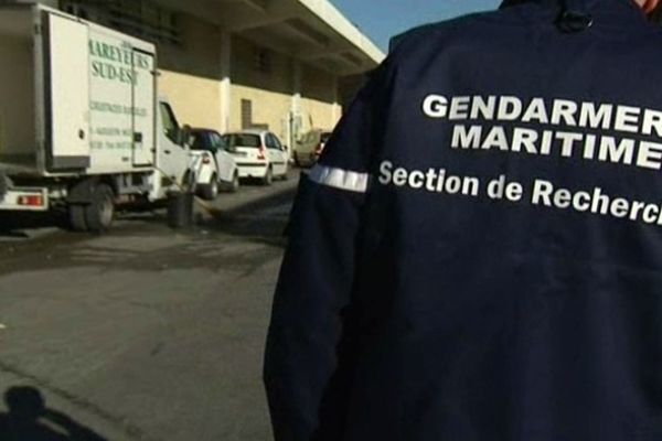 Une centaine de gendarmes a perquisitionné ce mardi les locaux d'une société de mareyeurs à Nice.