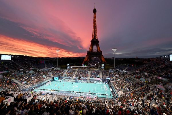 L'Arena du Champ de Mars, au pied de la Tour Eiffel reste comme l'un des sites emblématiques des Jeux Olympiques et Paralympiques de Paris 2024.