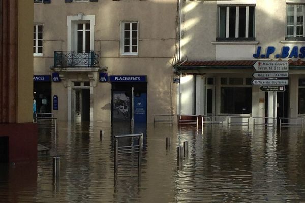 Le centre ville de Dax, matin du 31 janvier 2014