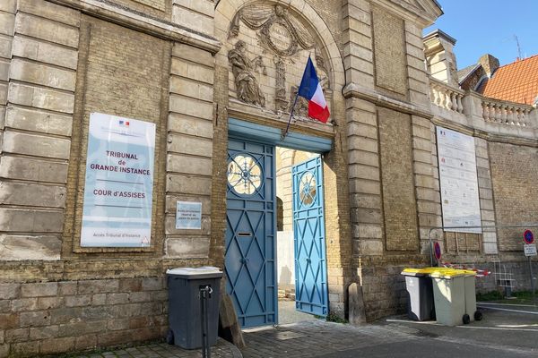 Le procès s'est tenu aux assises de Saint-Omer (Pas-de-Calais)