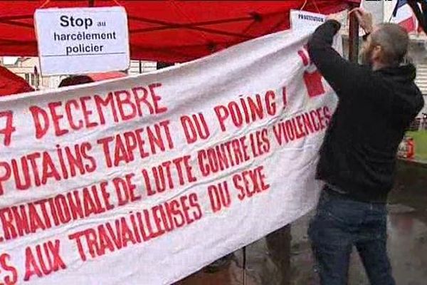 Les travailleuses du sexe manifestent à Lyon - 17/12/14