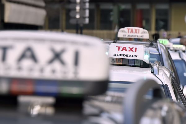 Taxis en grève à Bordeaux en 2016