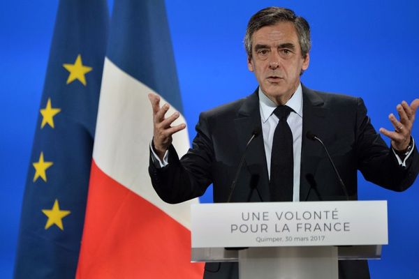 François Fillon, candidat LR à l'élection présidentielle, en meeting à Quimper - 30/03/2017