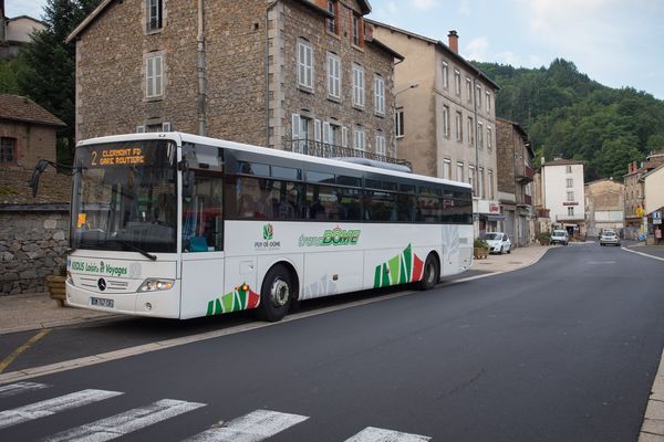 Le réseau Transdôme s'agrandit avec une nouvelle ligne express reliant Arlanc à Clermont-Ferrand.