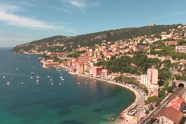 Vue de Villefranche-sur-Mer, dans les Alpes-Maritimes.