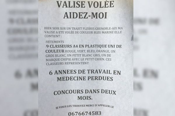 Le message affiché en gare de Grenoble par une étudiante en médecine