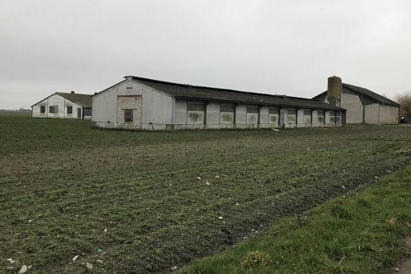 C'est dans cette ferme proche de la frontière belge qu'ont été trouvées les traces. 