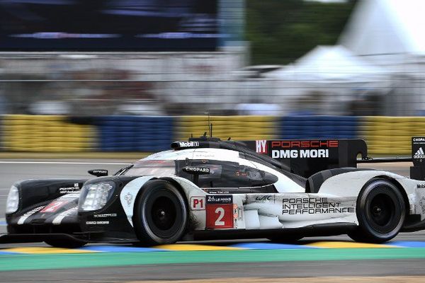 La Porsche n°2 s'impose aux 24 heures du Mans 2016