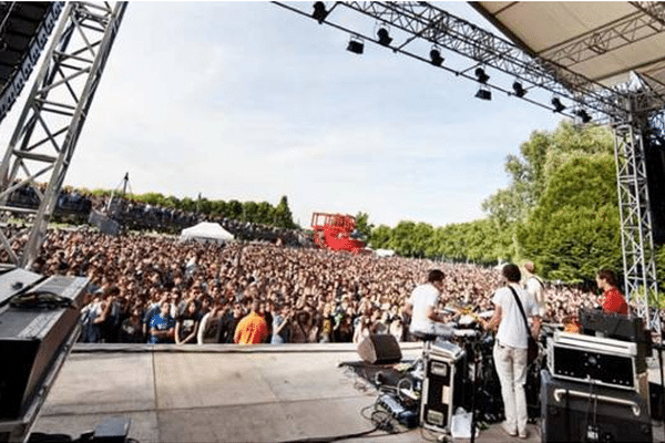 Les Scènes d'été au Parc de la Villette ont lieu tous les week-end du 5 juillet au 24 août.