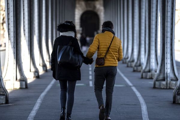 Vendredi 14 février, c'est la Saint-Valentin. Mais cette fête a-t-elle encore du sens ?