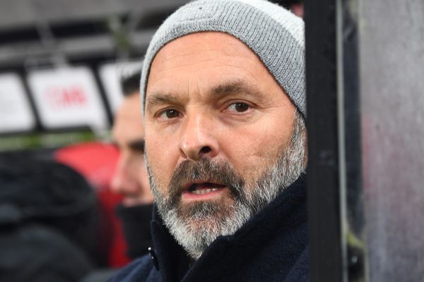 Le coach du SM Caen, Pascal Dupraz