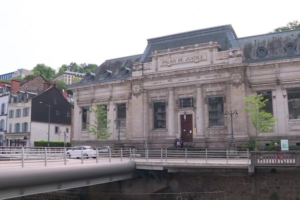 Le procès va durer durant dix jours, devant les Assises de la Corrèze à Tulle.