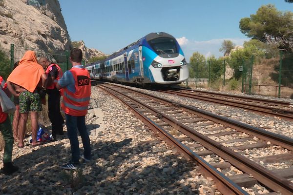 Opération policière de contrôle sur la voie ferrée de la Côte Bleue