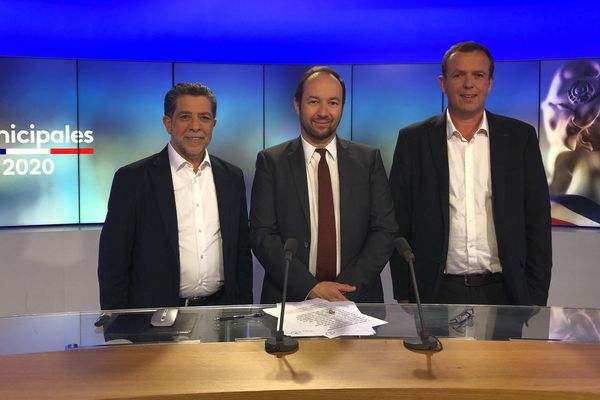 Prosper Kabalo (LREM) et Cédric Van Styvandael (Gauche unie et EELV) sont les deux candidats du second tour des élections municipales à Villeurbanne. Ils répondent aux questions de Paul Satis pour France 3 Rhône-Alpes.