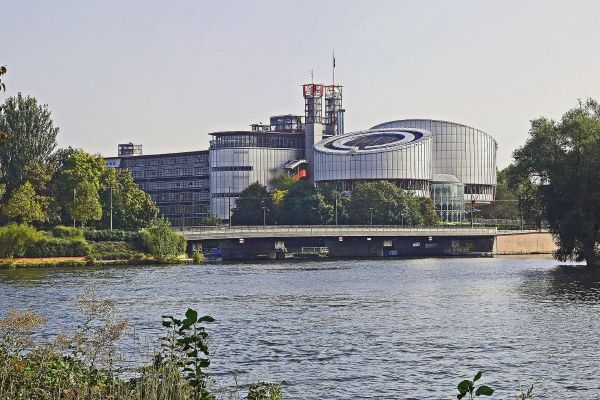 La Cour européenne des droits de l'homme siège dans ce bâtiment, à Strasbourg.