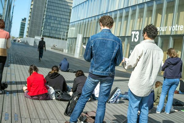 Selon l'OIT, plus d'un jeune sur six se retrouve sans emploi en raison de la crise du COVID-19. Photo d'illustration.