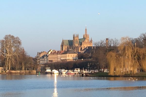 Le soleil s'est montré généreusement à Metz le dimanche 14 janvier 2018. Ce n'était pas arrivé depuis un mois au moins ! 