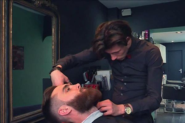 Raphaël et son barbier avant le concours