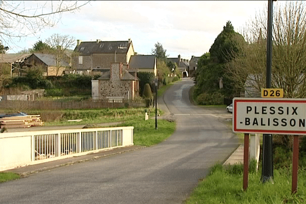 Le Plessix-Balisson est la deuxième plus petite commune de France en superficie, après Castelmoron-d'Albret (Gironde)